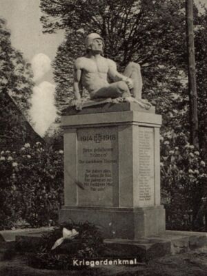 Kriegerdenkmal um 1935